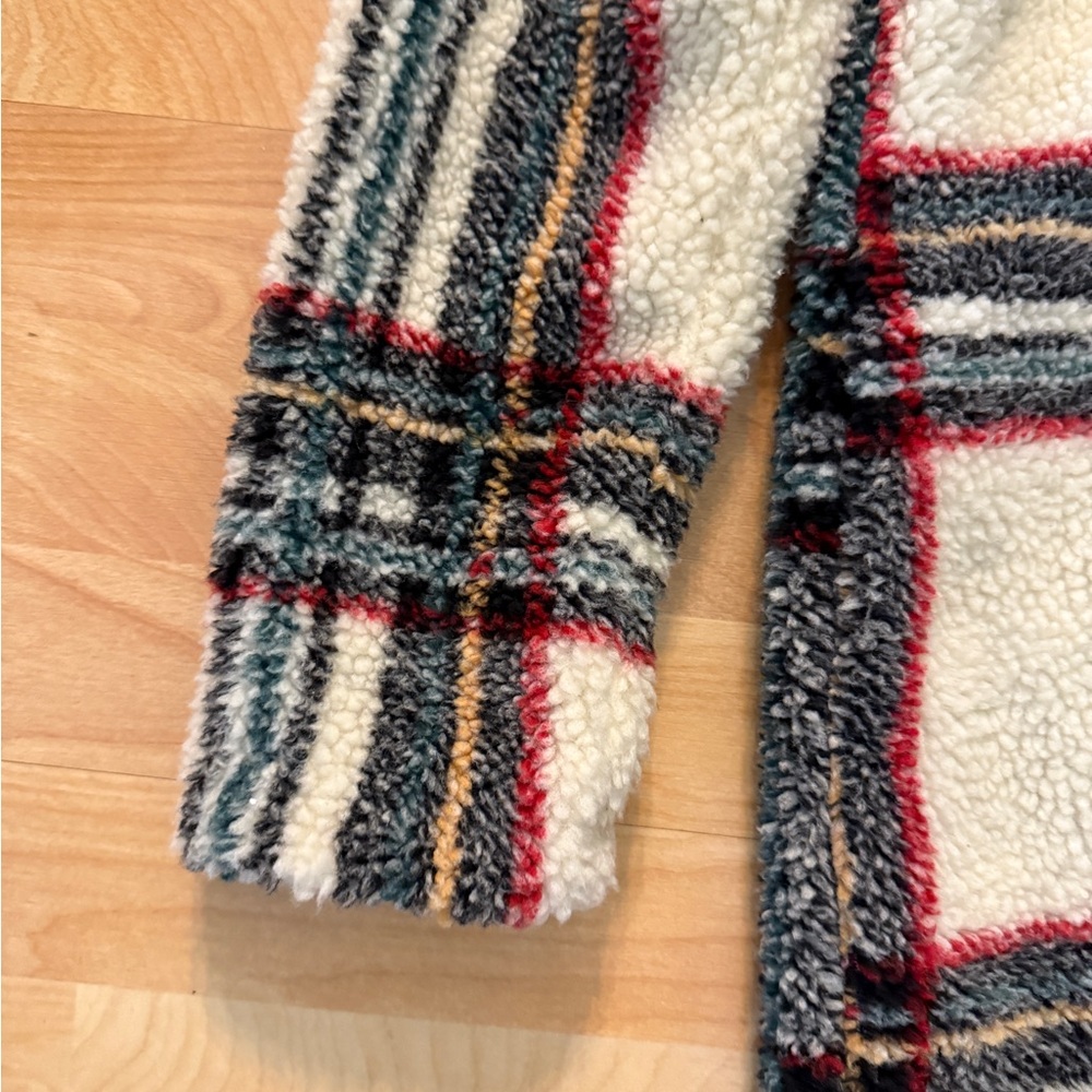 NWT Carolina Belle Montreal woman’s plaid Sherpa jacket XS - Picture 2 of 16